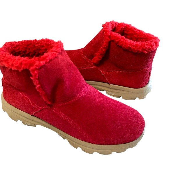 Skechers Go Walk Suede Faux Fru Boots Red Slip On Ankle Bootie Womens Size 7 - Picture 3 of 15